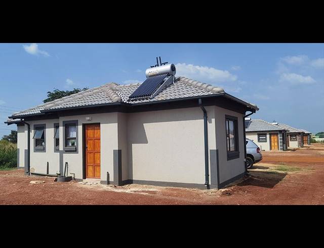 3 BEDROOM HOUSE FOR SALE IN THE ORCHARDS